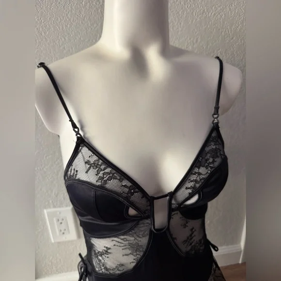 NEW with Tags $155 Honey Birdette Lace Remy Silk Teddy Romper XS